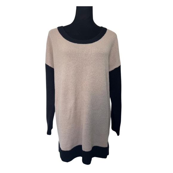 Torrid Colorblock Hi-Lo Tunic Sweater - Picture 2 of 8